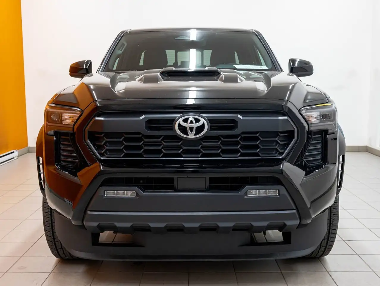 Toyota Tacoma снимка Toyota Tacoma