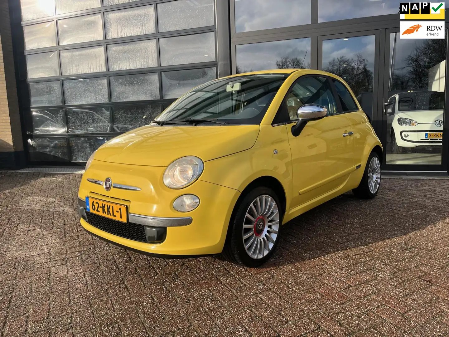 Fiat 500 1.2 Sport, Automaat, NL-Auto Geel - 1