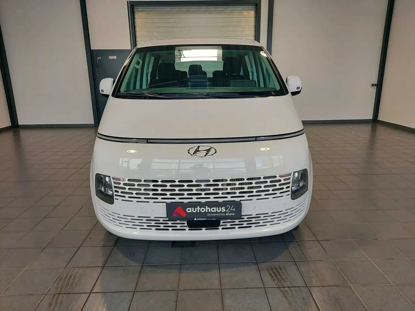 Hyundai STARIA 2.2 CRDi  9 Sitze|ACC|Kamera|LED|Navi Blanco - 2