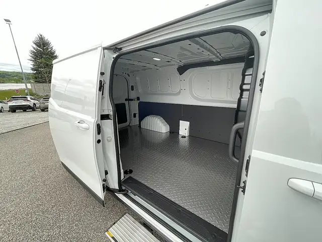 Maxus Deliver 7 Kasten 2.0 D L2H1 ** MIT P3 PAKET** Ansicht 7