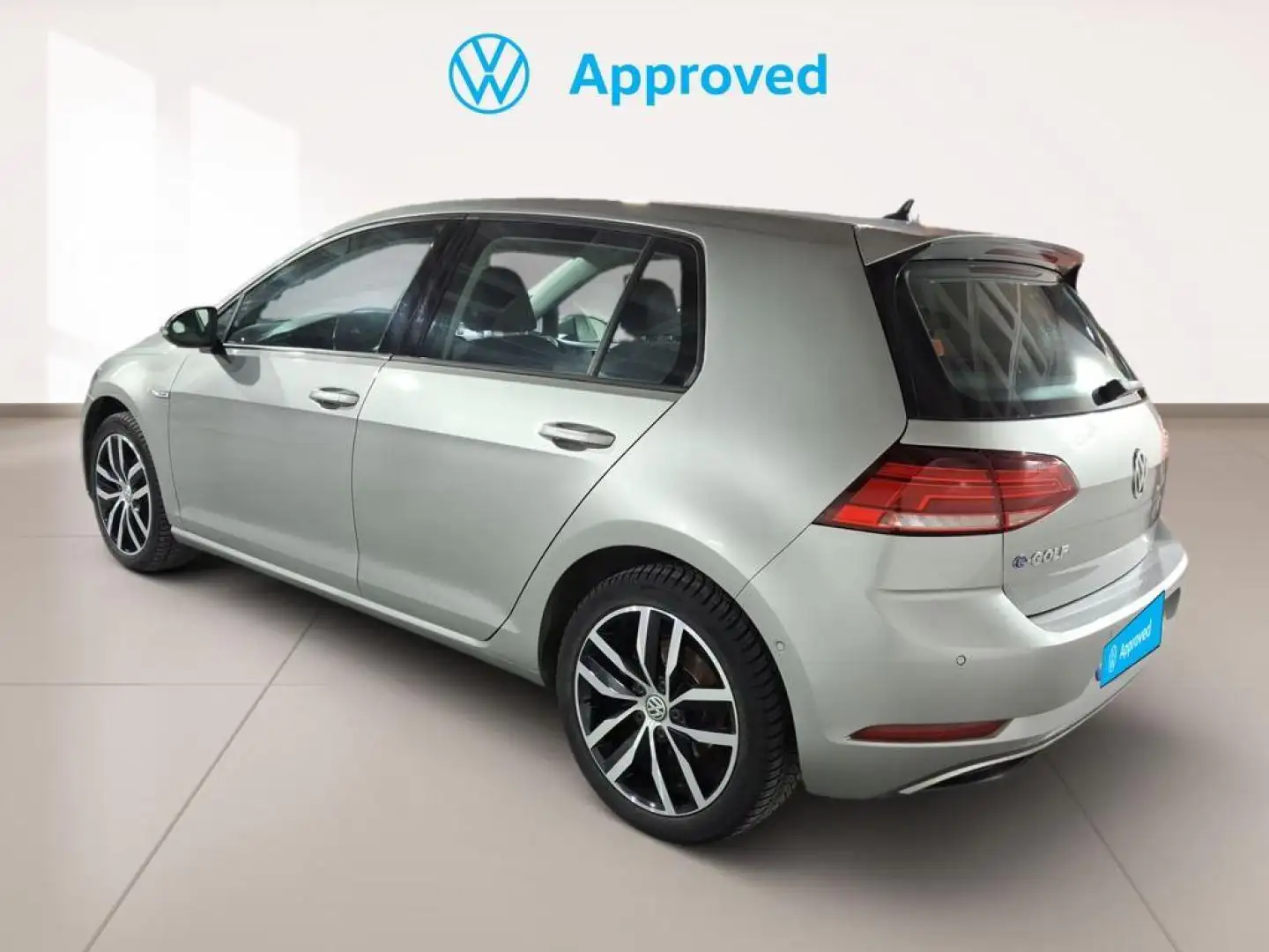 Volkswagen Golf e-Golf ePower Plateado - 2