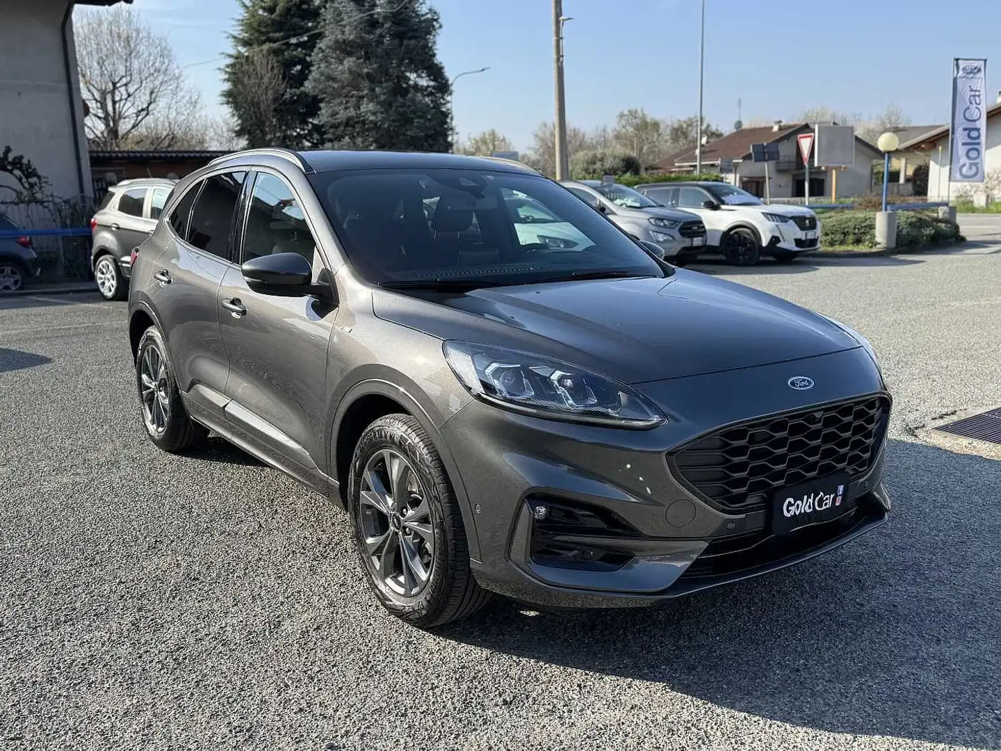 Ford Kuga 3ª serie 2.5 Full Hybrid 190cv CVT AWD ST-LineX Grigio - 1