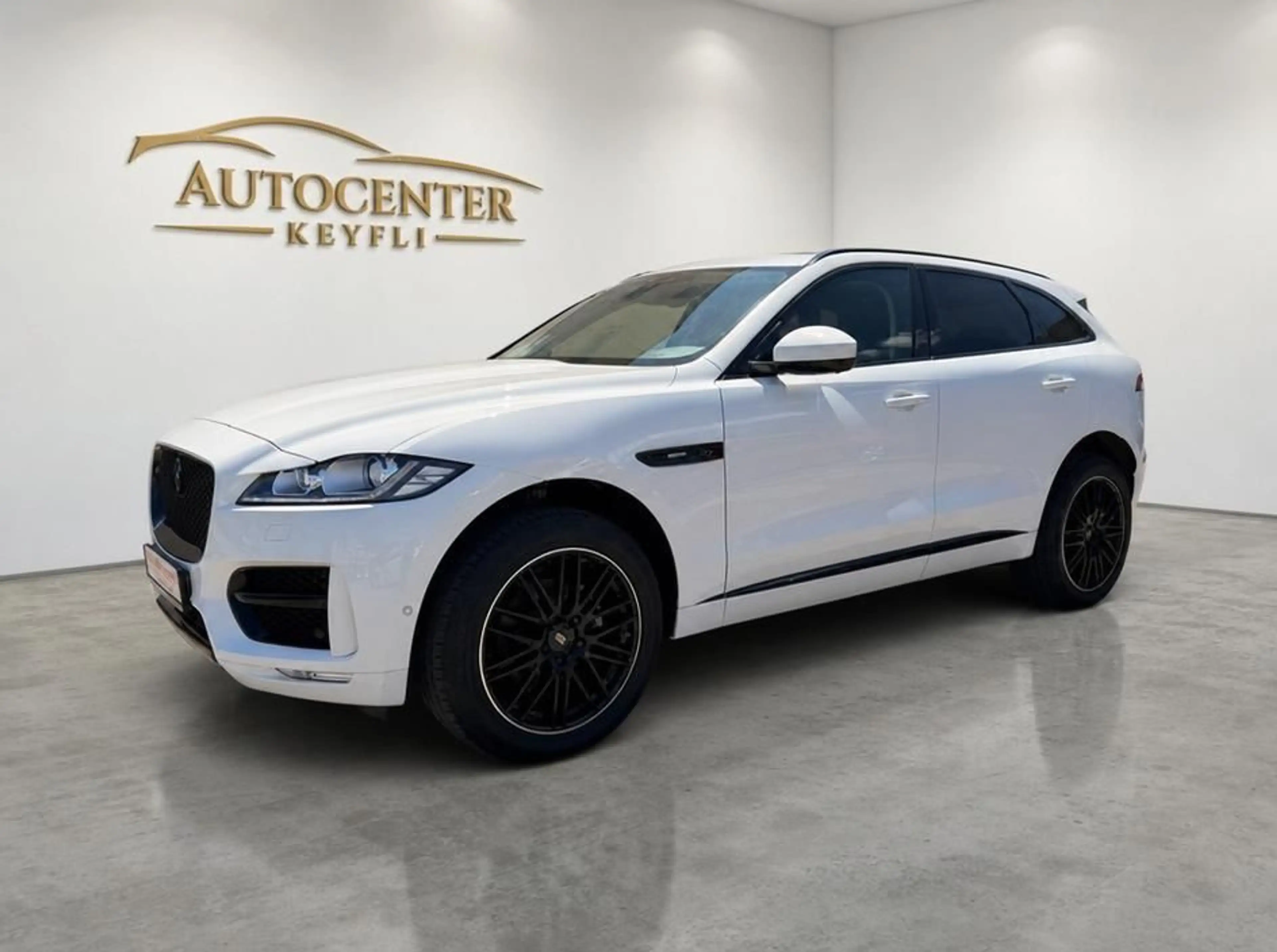 Jaguar F-Pace F-PACE R-Sport AWD*PANORAMA*KAMERA*1-HAND*AHK — photo 3