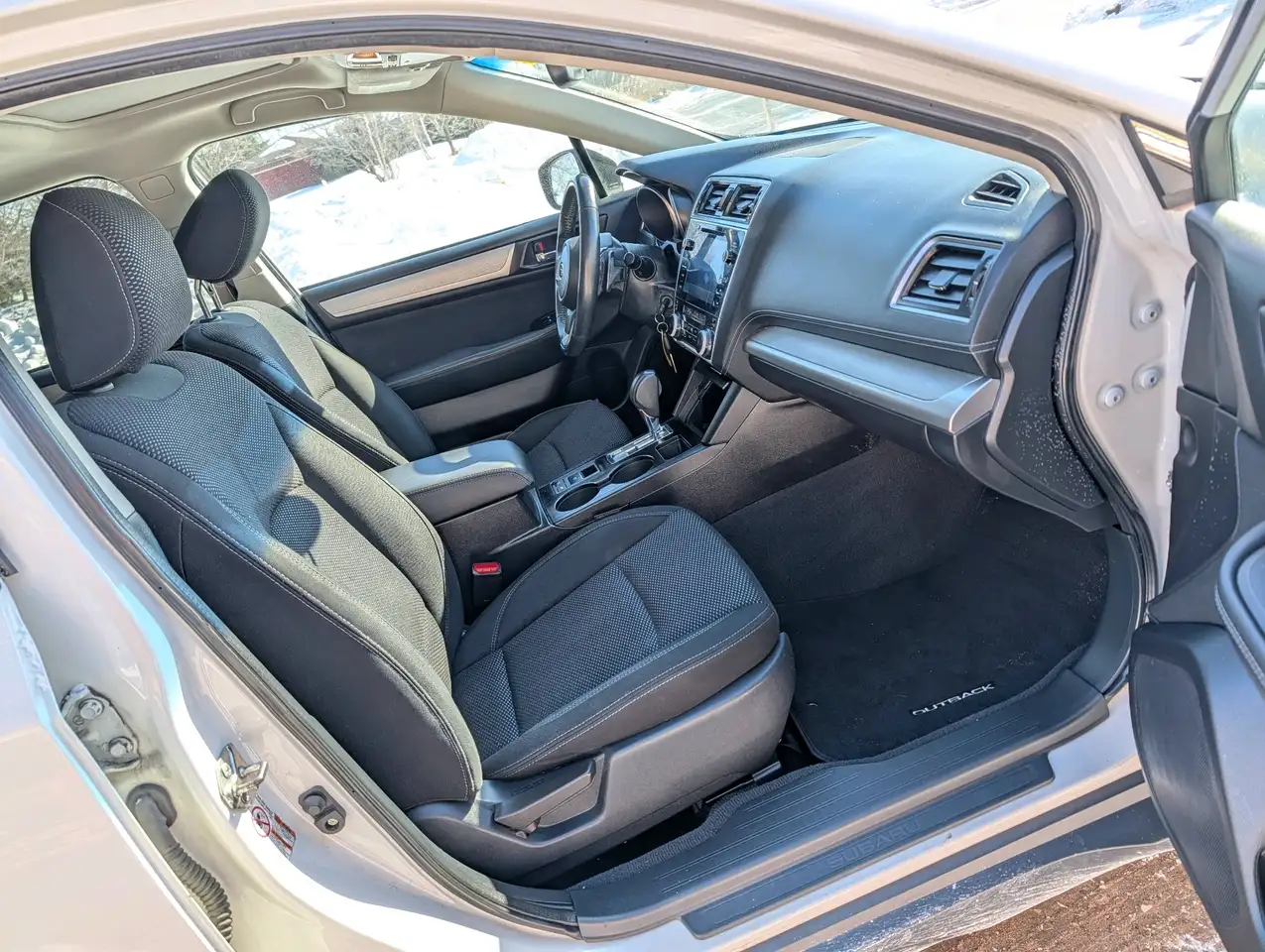Subaru OUTBACK снимка Subaru OUTBACK