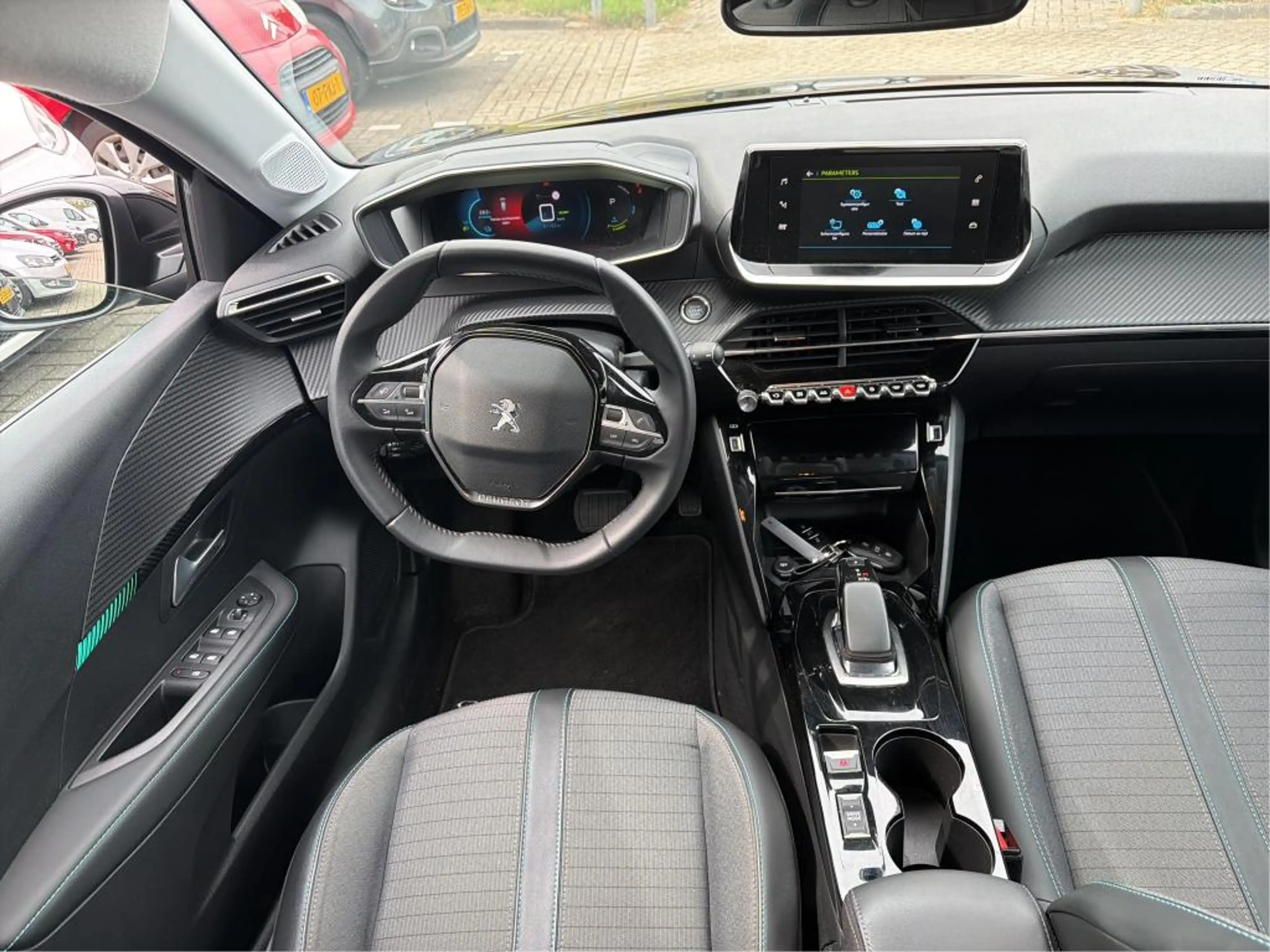 Peugeot e-208 EV Allure Pack 50 kWh | Fase 3 laden | Navi by app — photo 5
