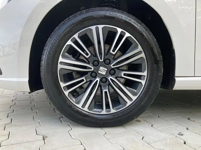SEAT Ibiza view 13