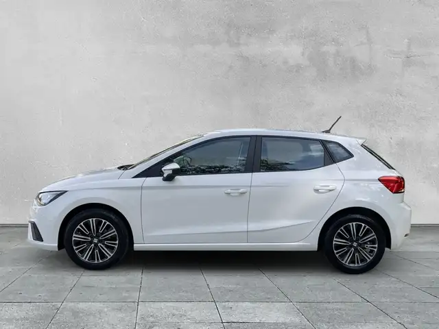 SEAT Ibiza view 2