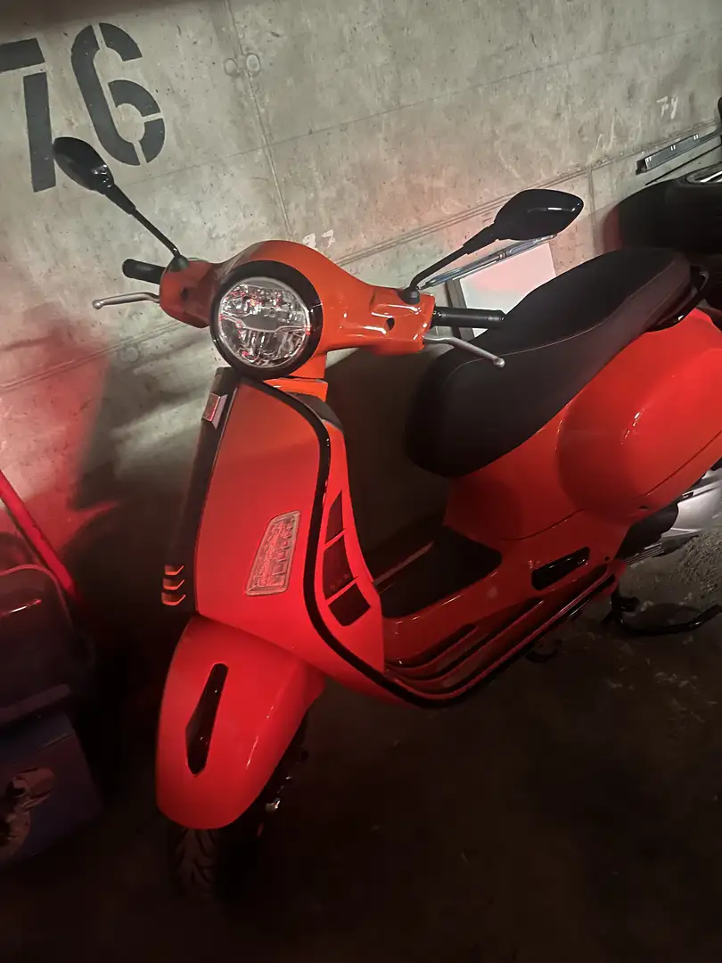 Vespa GTS Super Sport 300 - 1