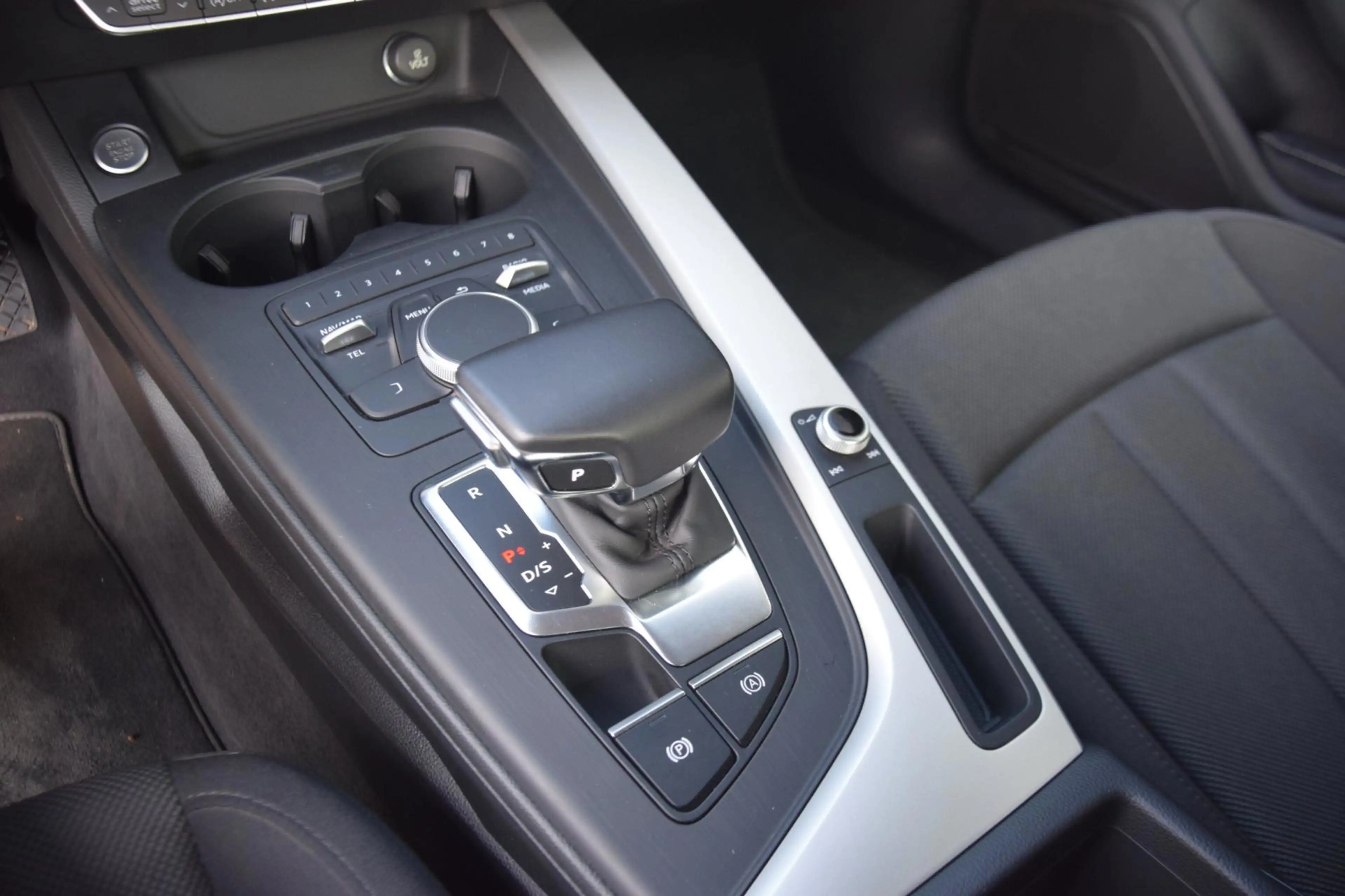 Audi A5 Sportback 2.0 TFSI MHEV 35TFSI — photo 12