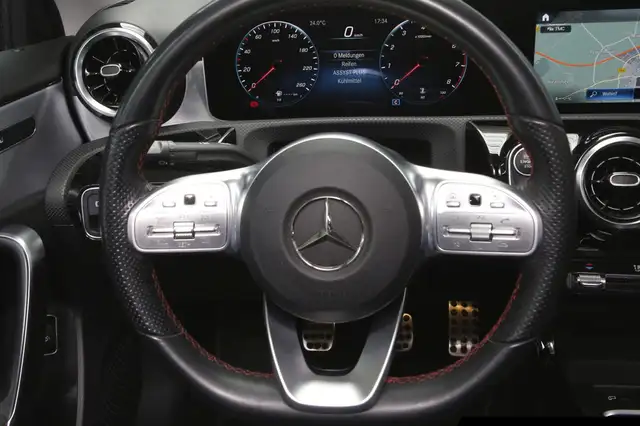Mercedes-Benz A-Class view 17