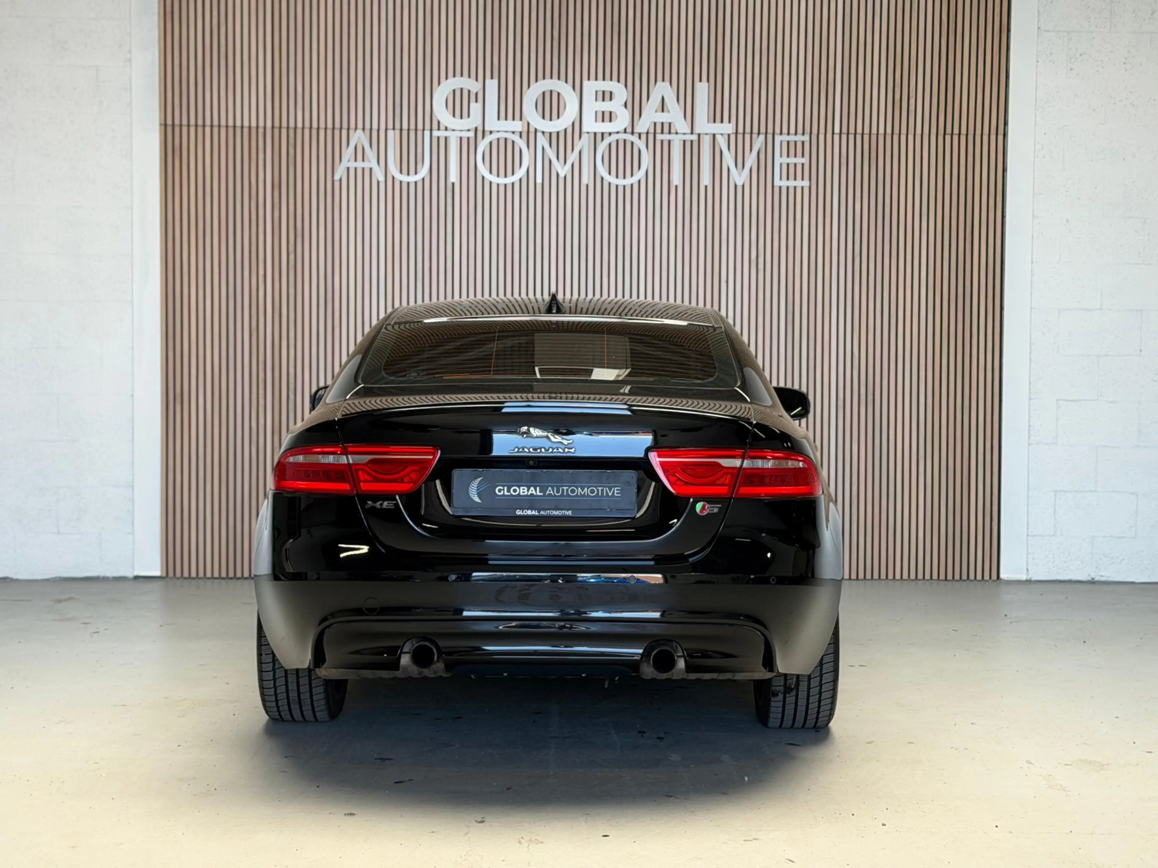 Jaguar XE 3.0 S V6 340PK - STOELVERWARMING — photo 5