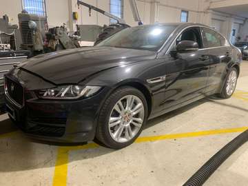 XE 2.0d Prestige awd 180cv auto