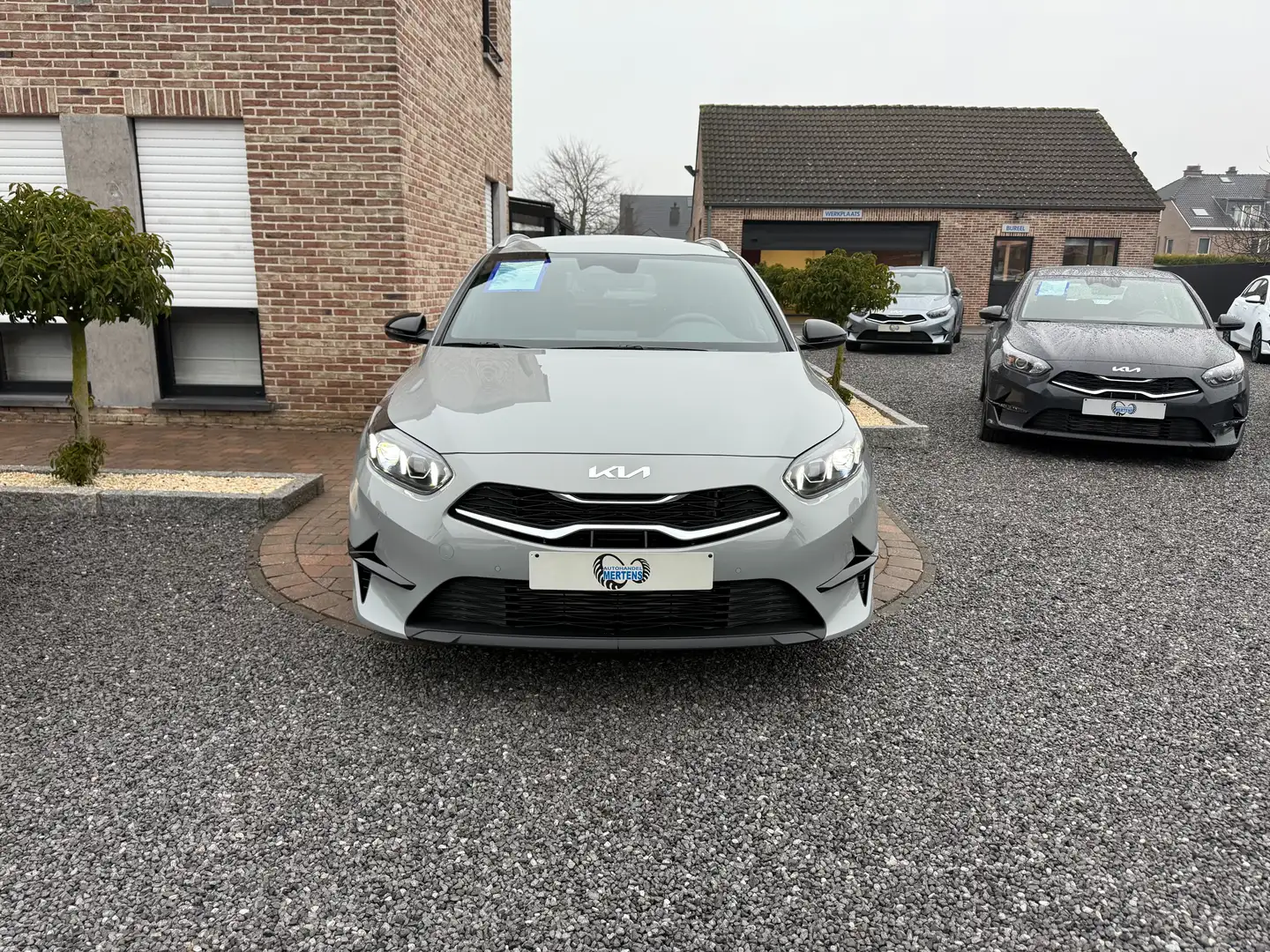 Kia Ceed SW / cee'd SW 1.5 T-GDi 140PK EDITIE 30 FACELIFT NIEUW 0KM Grijs - 2