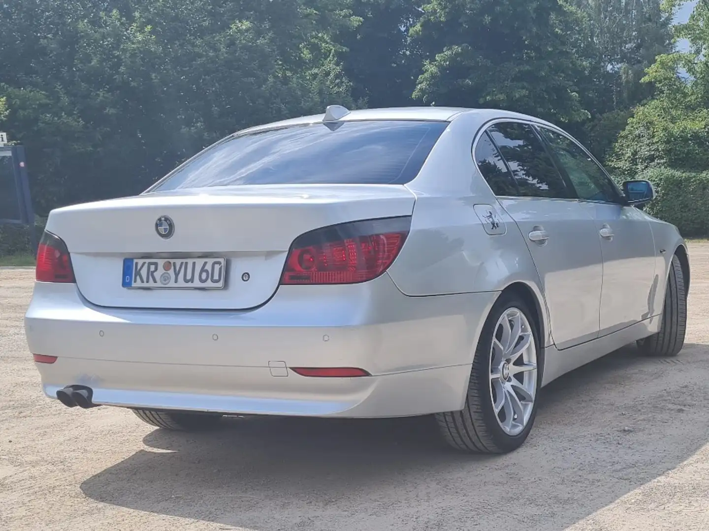 BMW 520 520i - 2