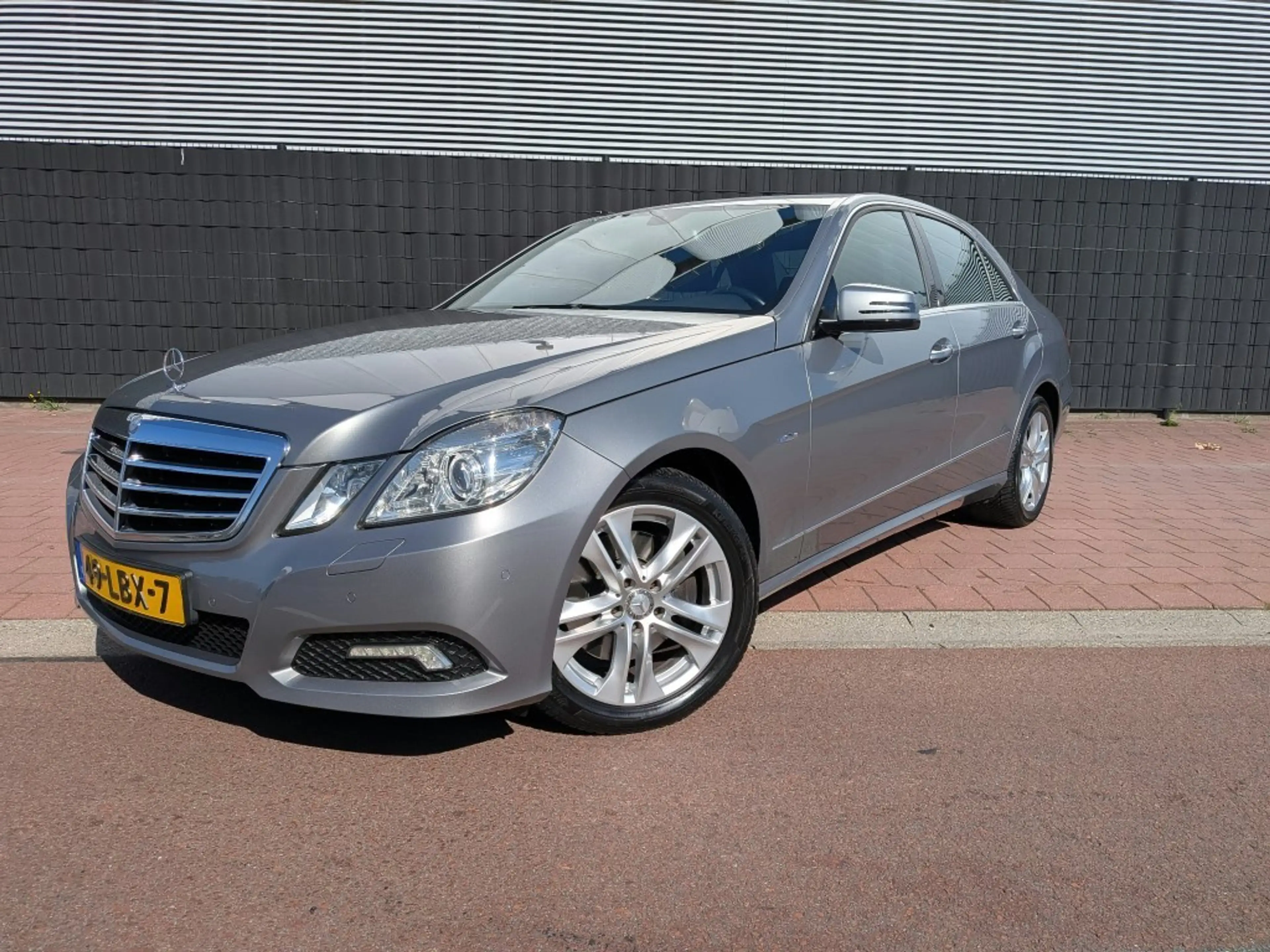Mercedes-Benz E 250 CGI Business Class Avantgarde 1 eigenaar dealerond