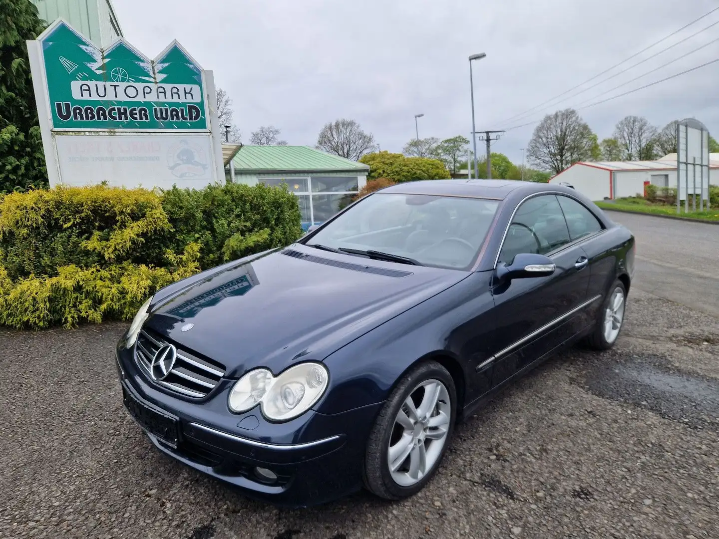 Mercedes-Benz CLK 320 CDI Coupe Синій - 1