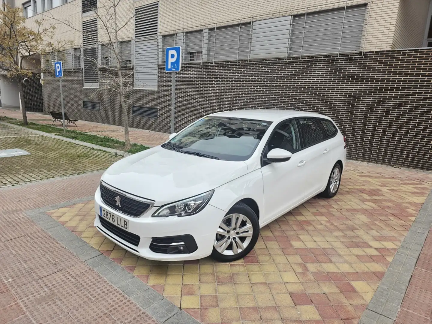 Peugeot 308 SW 1.5BlueHDi S&S Active EAT8 130 Blanco - 1