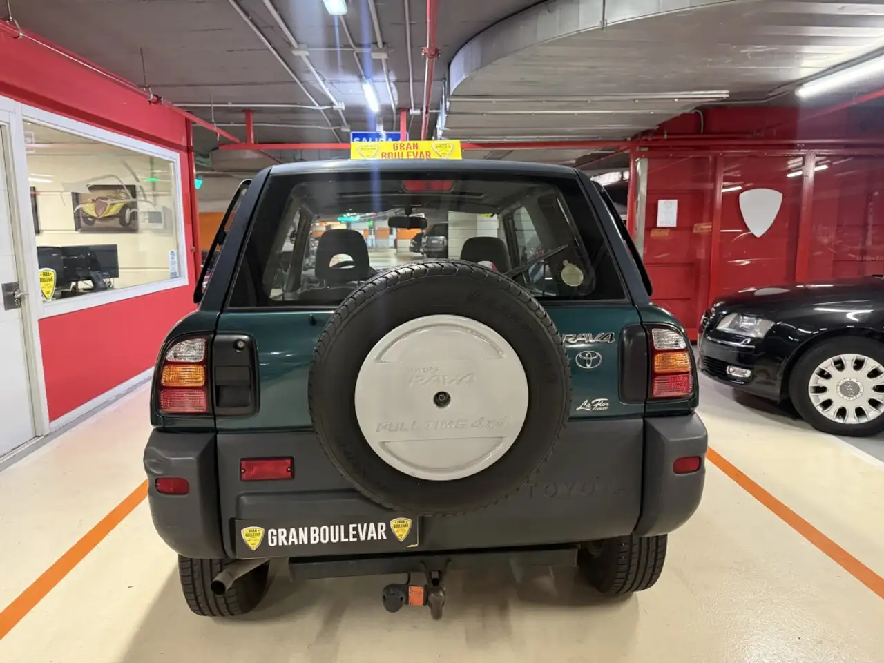 Toyota RAV4 GX, foto 4
