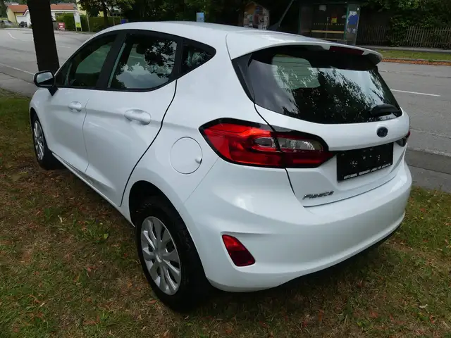 Ford Fiesta view 4