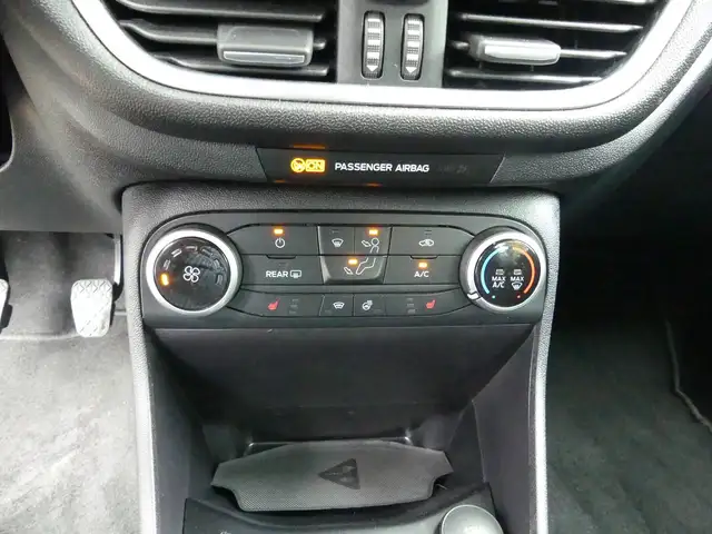 Ford Fiesta view 9