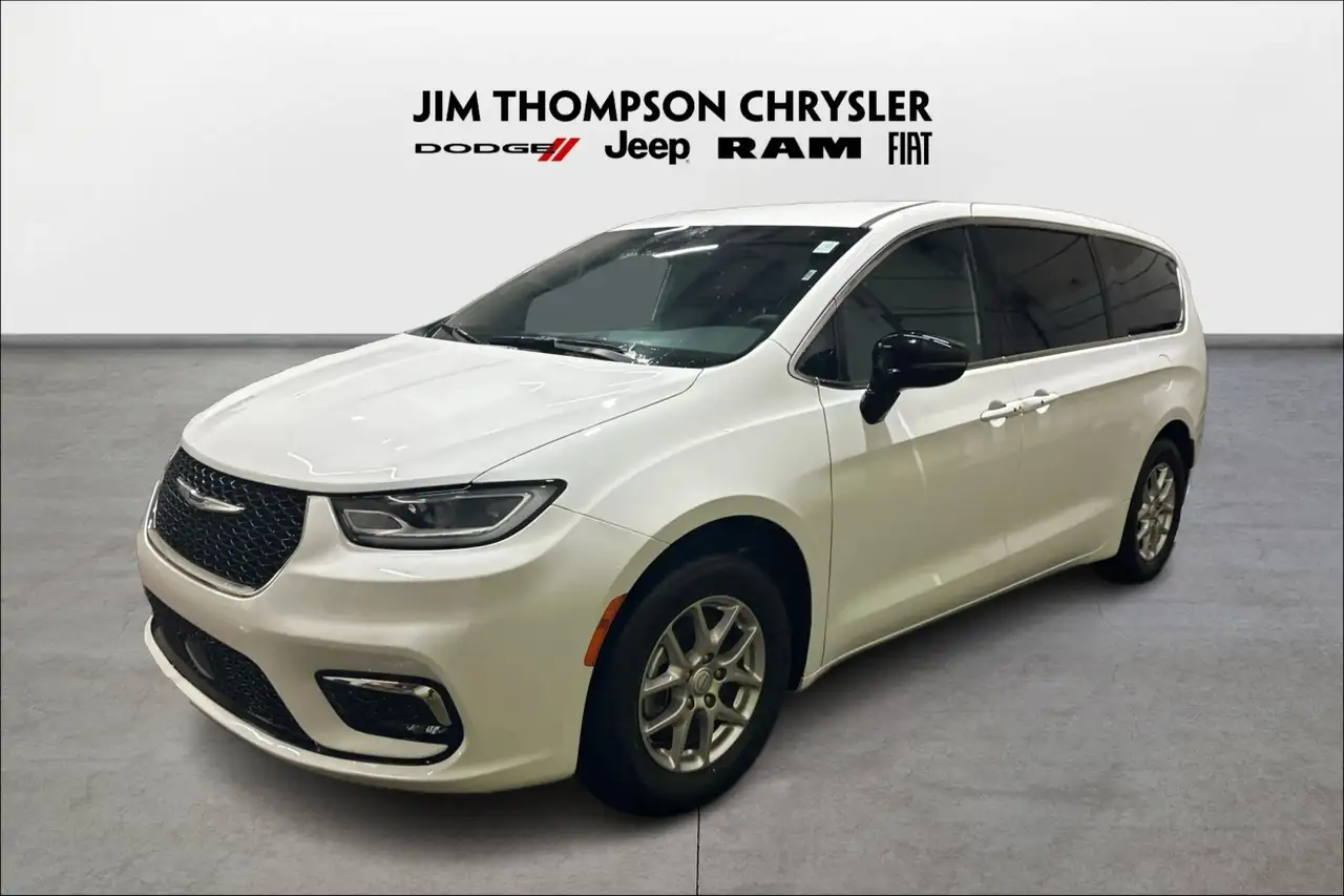 Chrysler Pacifica снимка Chrysler Pacifica