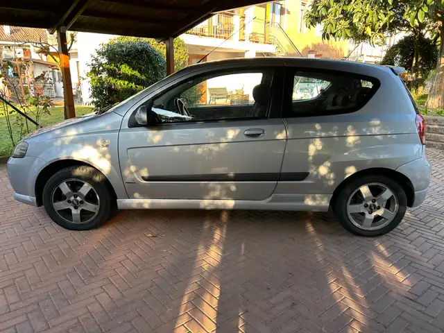 Chevrolet Kalos Kalos 3p 1.4 16V SE Sport GPL