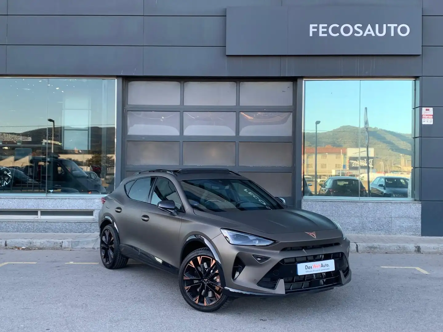 CUPRA Formentor 1.5 e-Hybrid 200 VZ Extreme DSG Marrón - 1