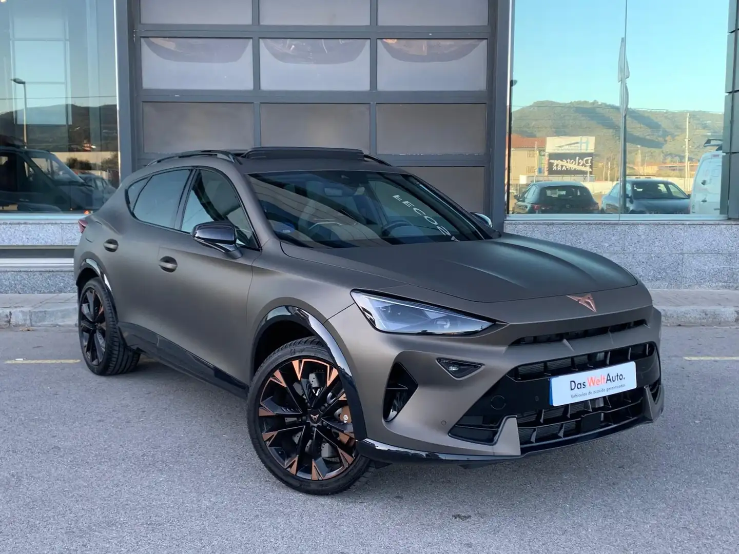 CUPRA Formentor 1.5 e-Hybrid 200 VZ Extreme DSG Marrón - 2