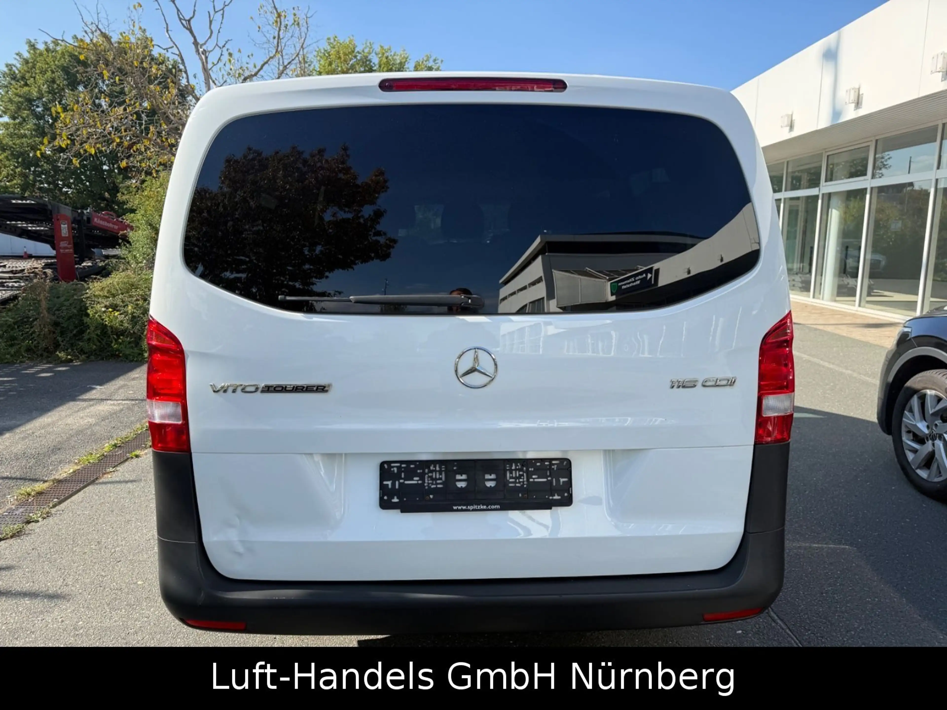 Mercedes-Benz Vito Tourer 116 CDI RWD extralang Pro 8SitzKlima — photo 6