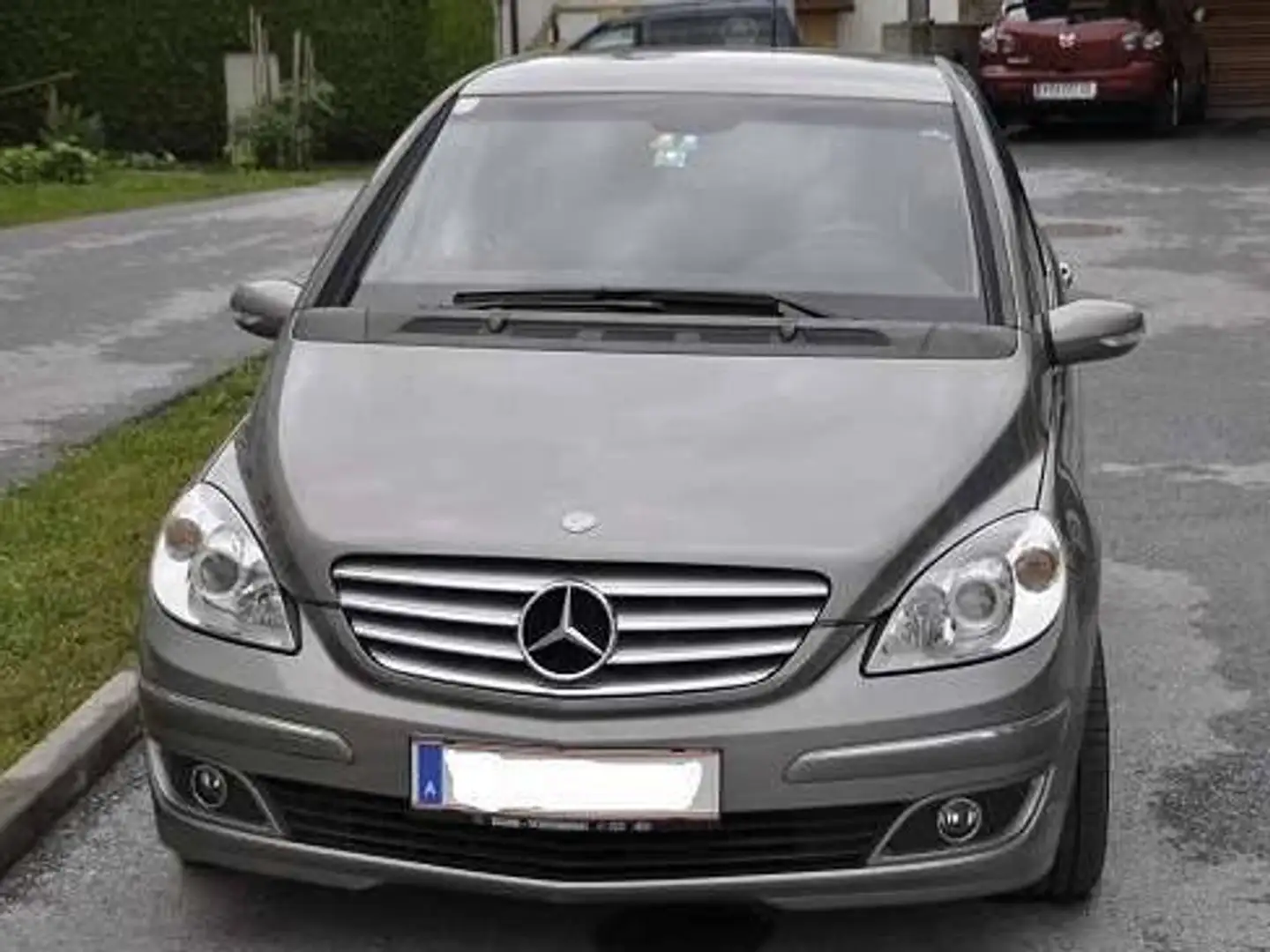 Mercedes-Benz B 180 B 180 CDI Aut. Grau - 1