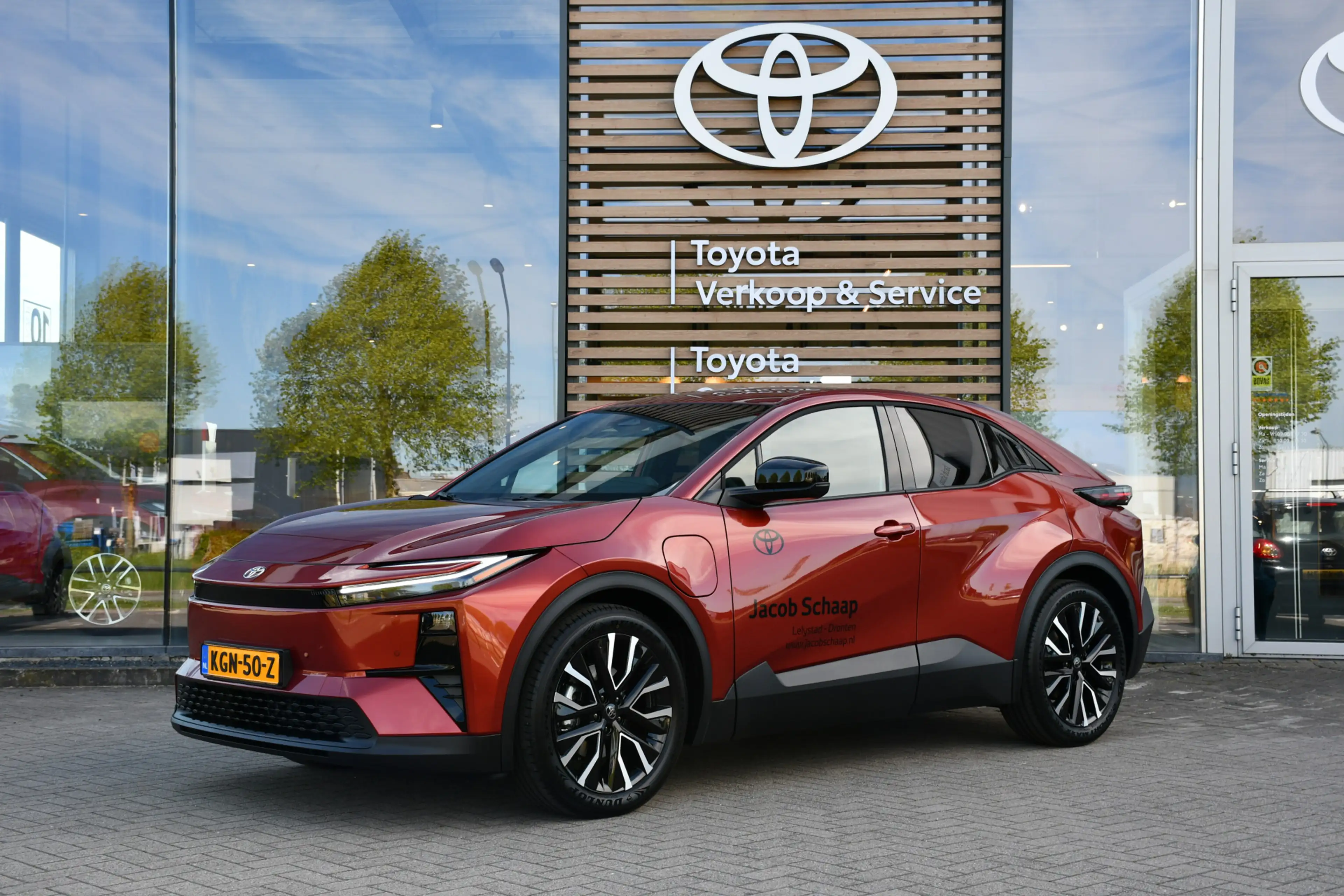 Toyota C-HR+ First Edition 77 kWh automaat 224pk | DEMO-auto |