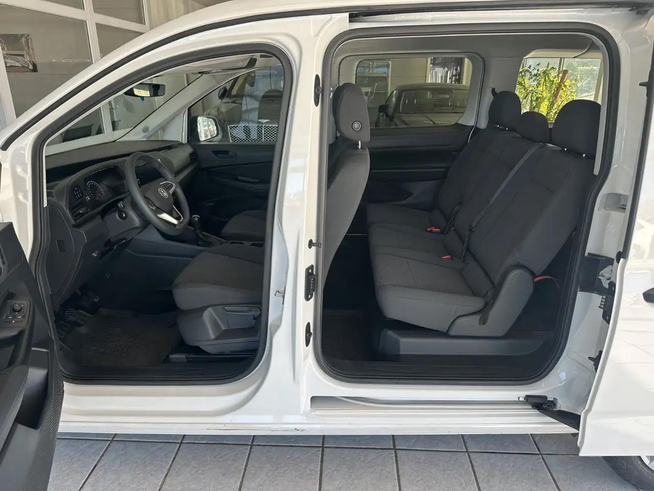 Volkswagen Caddy Kombi Maxi*IQ.DRIVE*PDC*SHZ*AHK*Tempo*, миниатюра 13