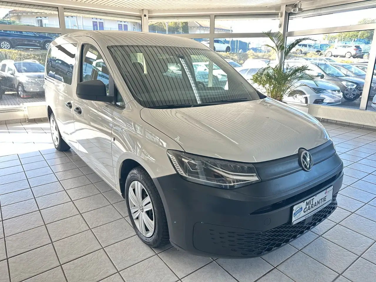 Volkswagen Caddy Kombi Maxi*IQ.DRIVE*PDC*SHZ*AHK*Tempo*, миниатюра 3