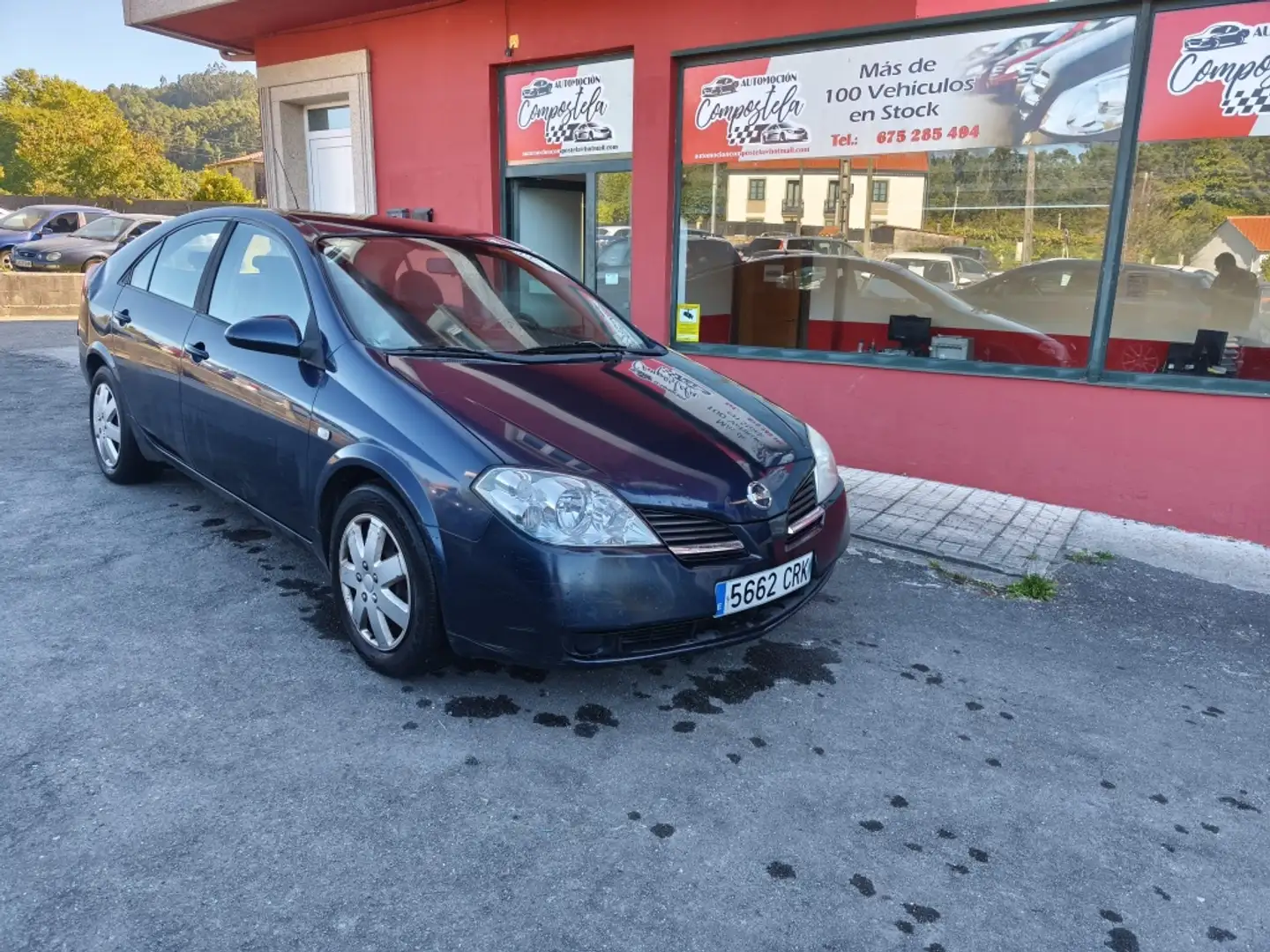 Nissan Almera 2.2dCI Line Up Negro - 1