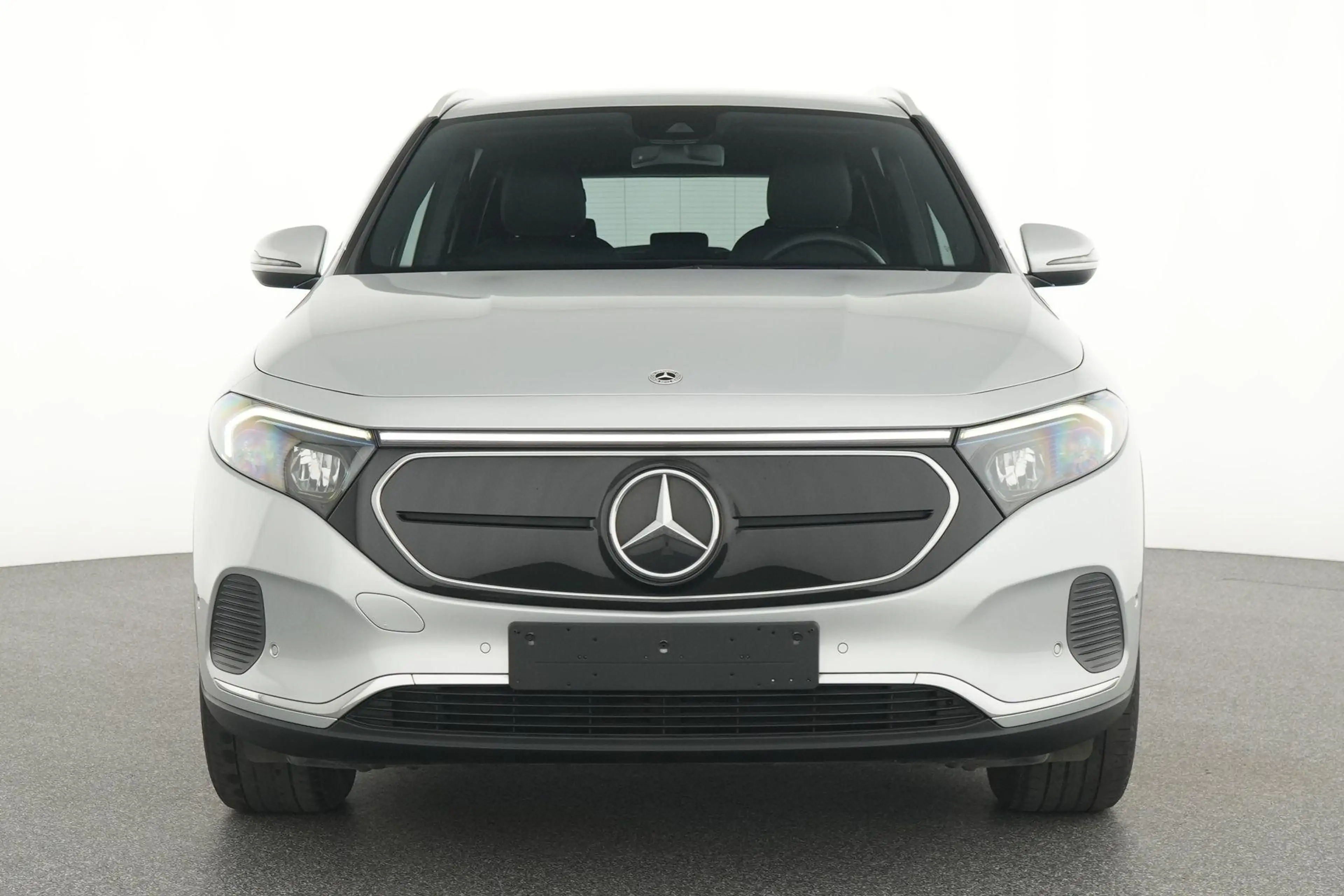 Mercedes-Benz EQA 250 Progressive — photo 6
