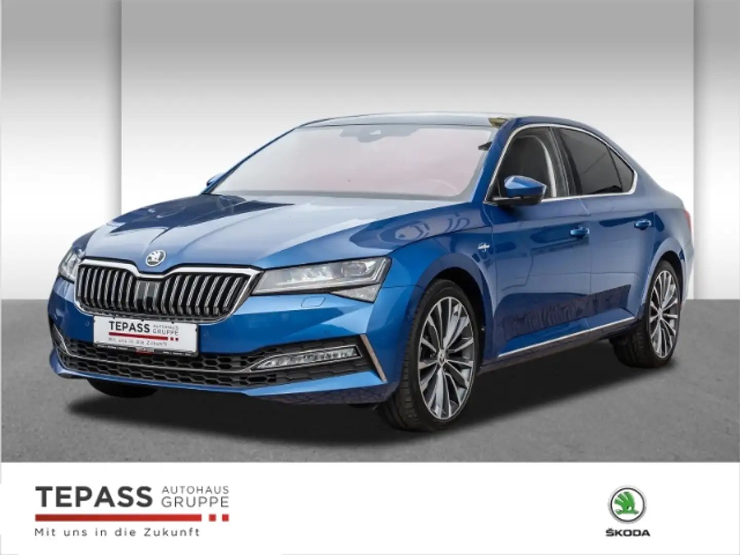Skoda Superb 2.0l TSI L&K 4x4 Blau - 1