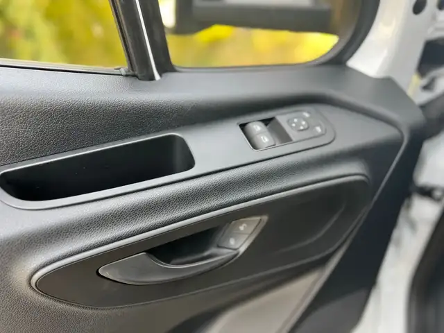 Mercedes-Benz Sprinter 319 CDI Meiller 3-Seiten Kipper Ansicht 4