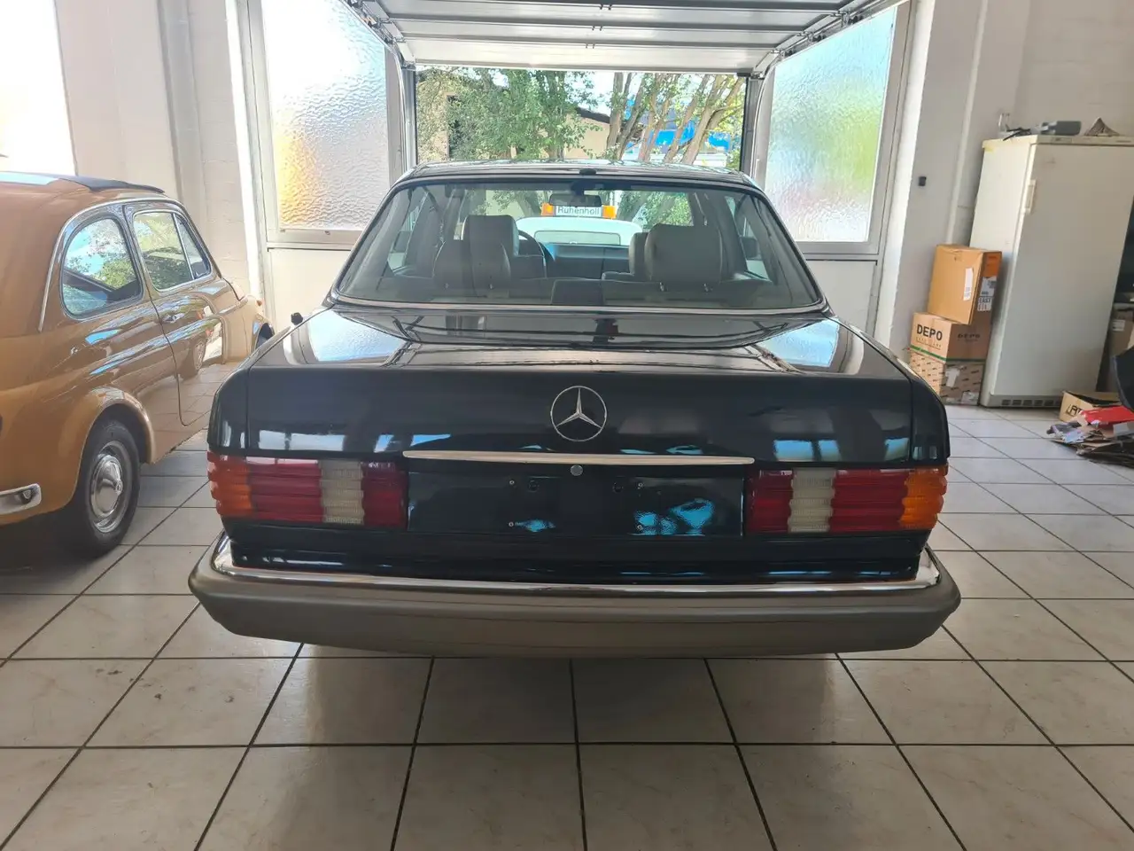 Mercedes-Benz 560 SEL USA Import, foto 4