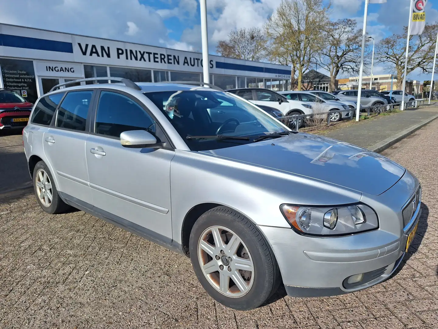 Volvo V50 2.0D Summum Gris - 1