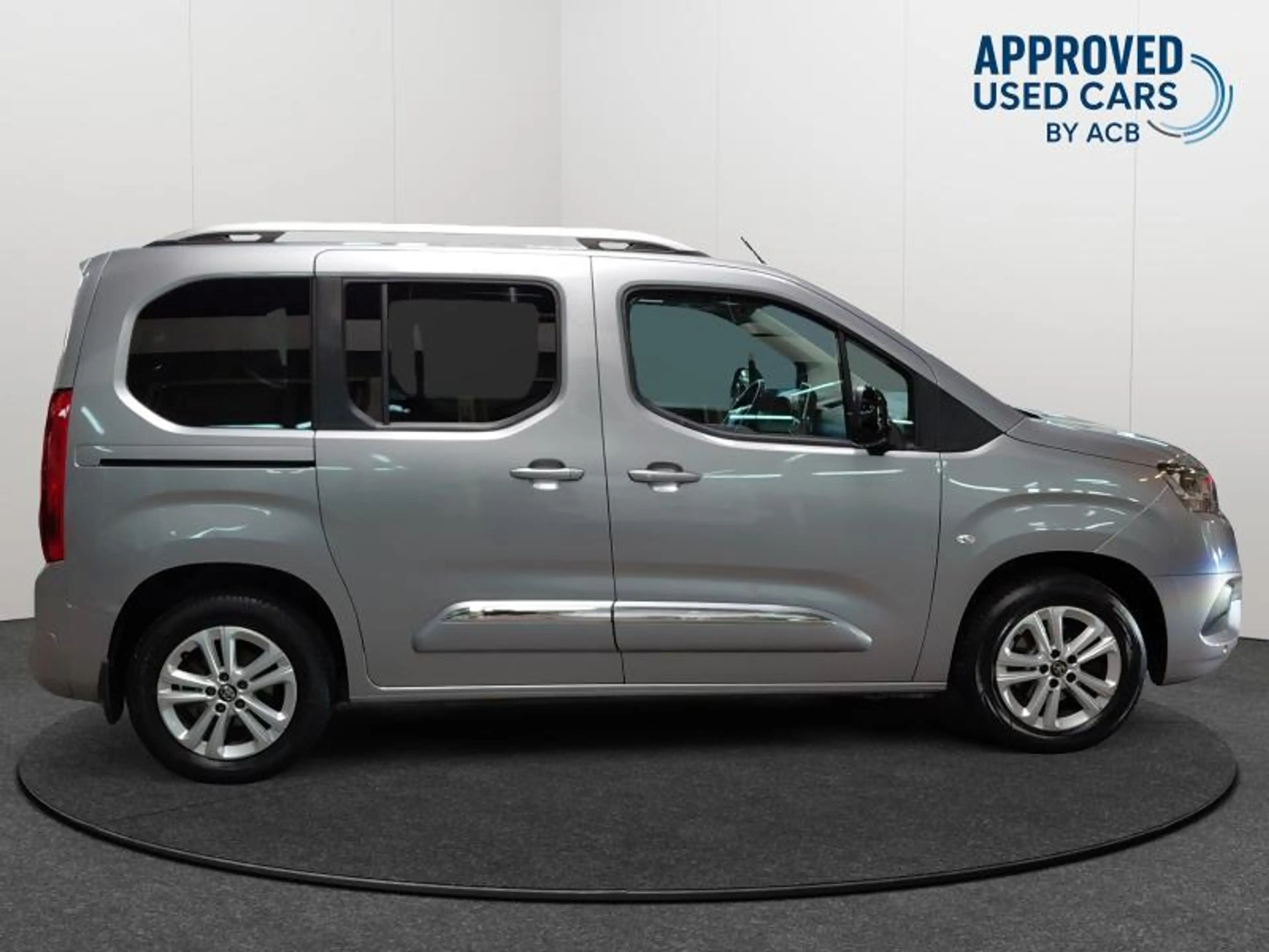 Toyota Verso CITY VERSO MPV — photo 6
