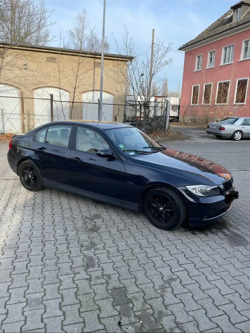 BMW 318 BMW E90  318i Automatik Blauw - 2