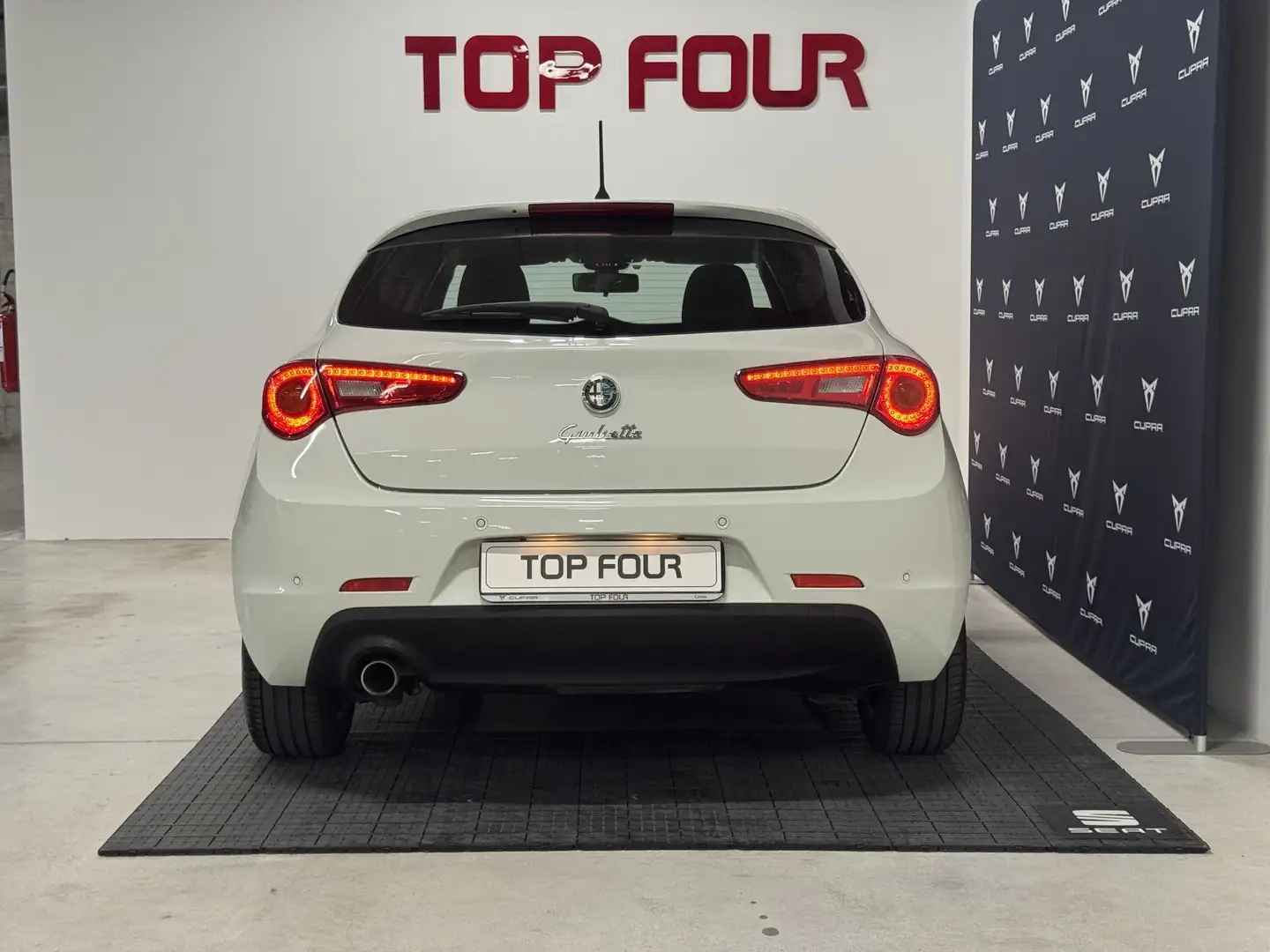 Alfa Romeo Giulietta Giulietta 1.6 JTDm-2 105 CV Progression White - 2