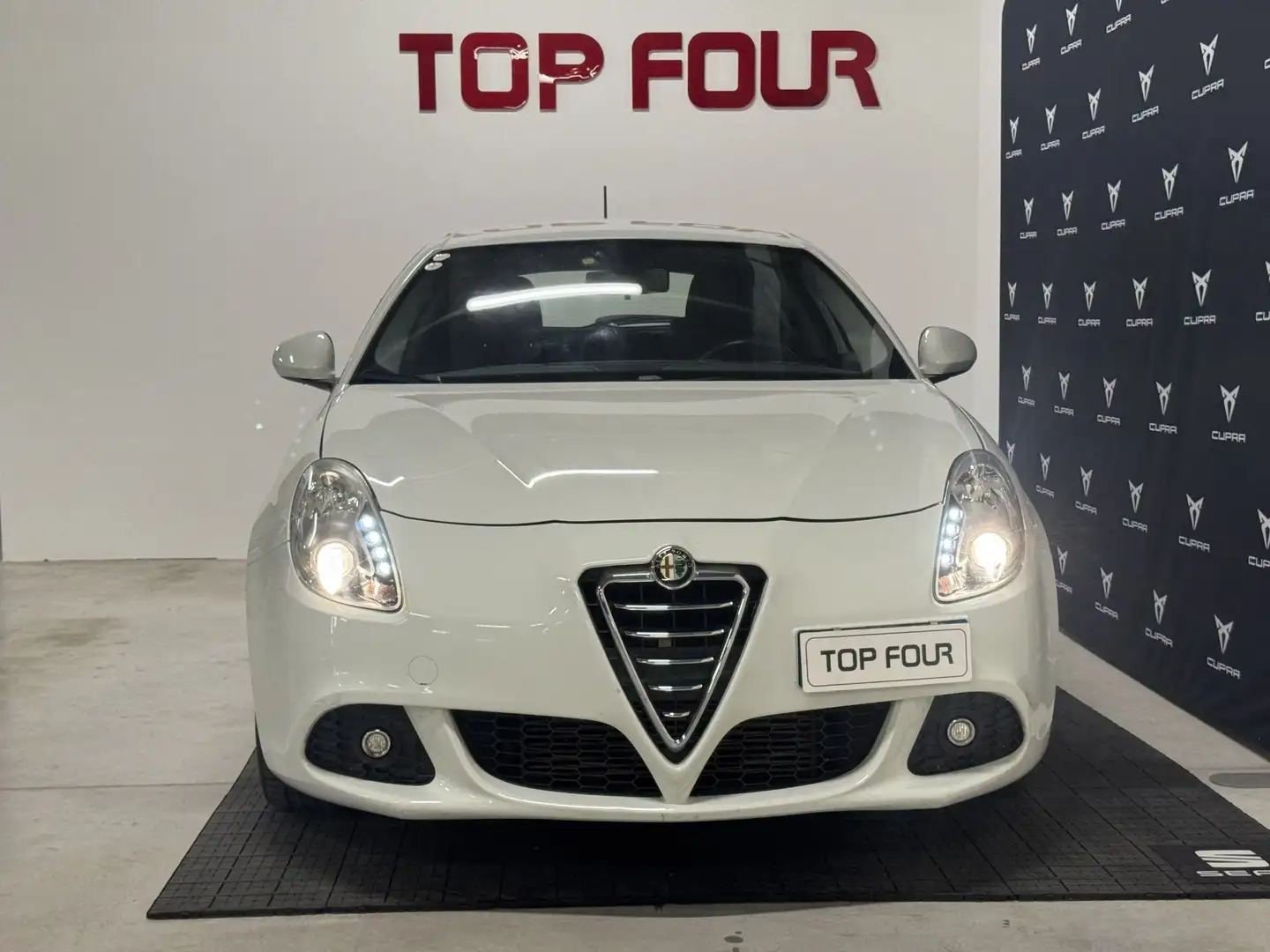 Alfa Romeo Giulietta Giulietta 1.6 JTDm-2 105 CV Progression White - 1