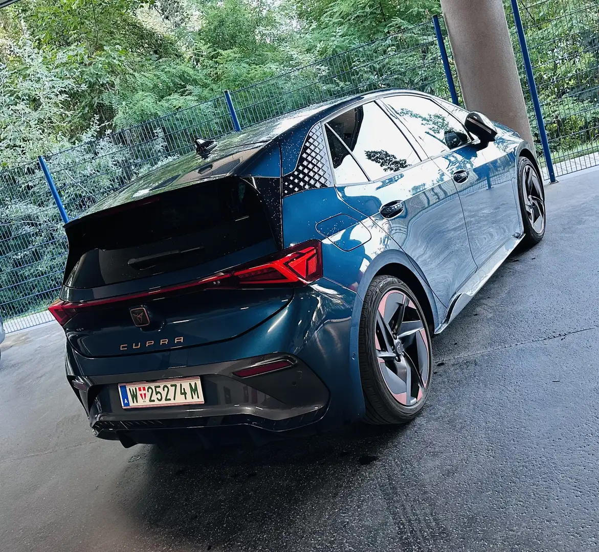 CUPRA Born Born 58kWh e-Boost Blau - 1
