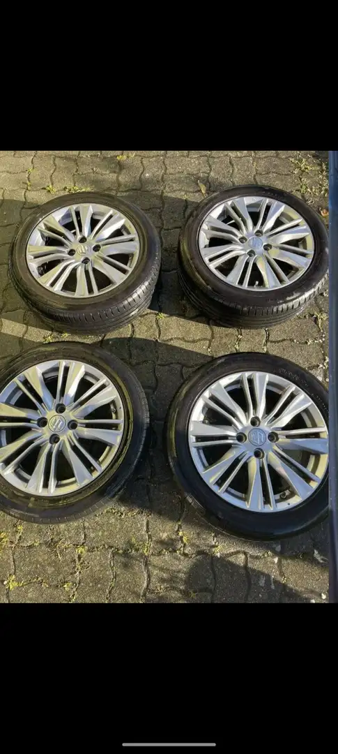 Suzuki Baleno 1.2 Dualjet Club - 2