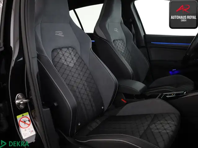 Volkswagen Golf view 11