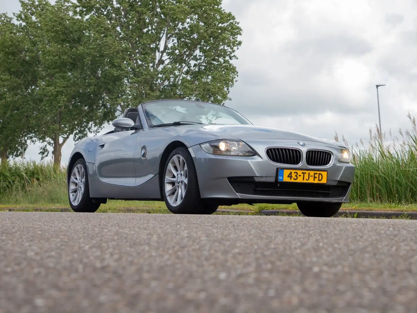 BMW Z4 2.0i - 1