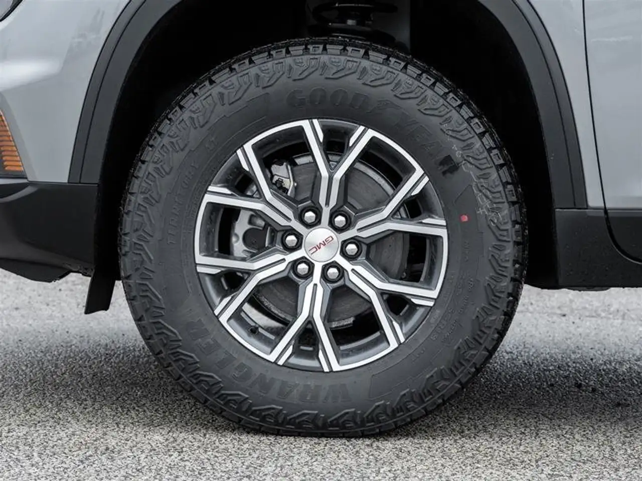 GMC Acadia снимка GMC Acadia
