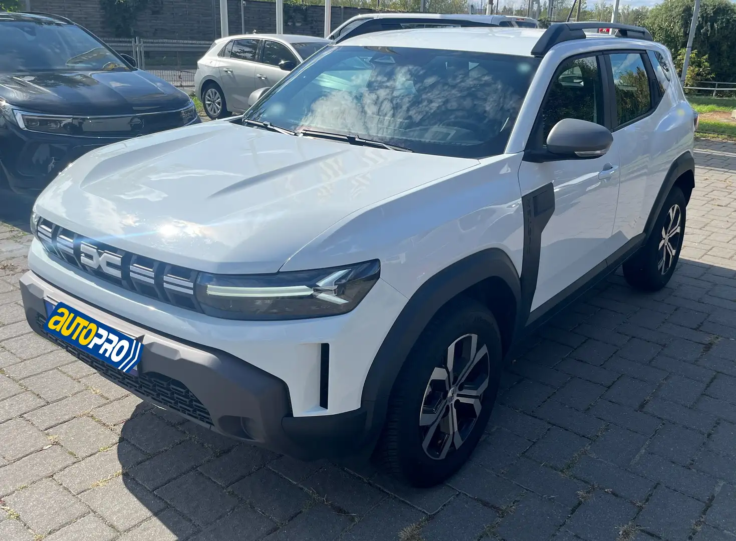 Dacia Duster TCe 130 Expression 4x4 Blanc - 1