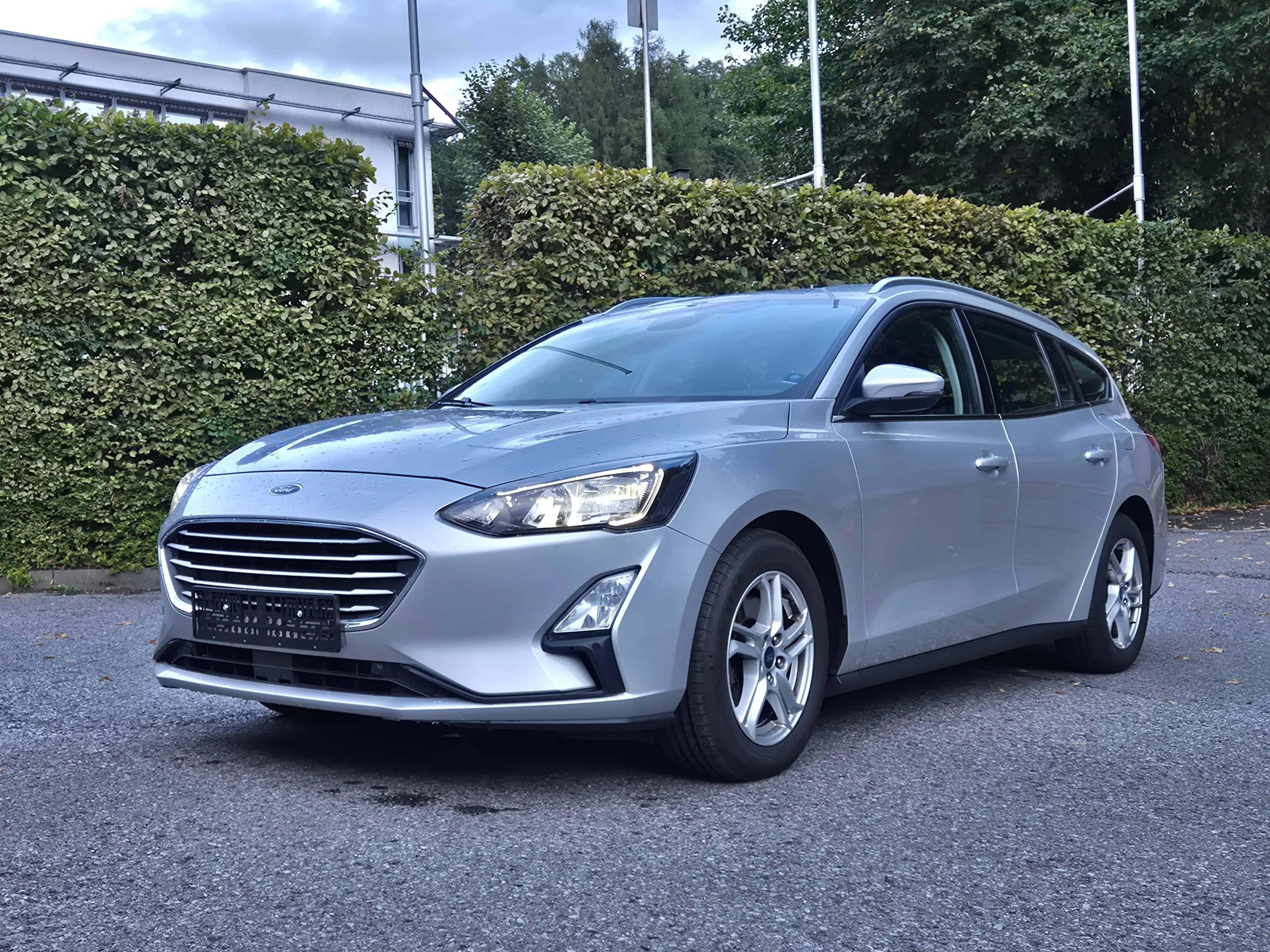 Ford Focus Cool & Connect LED Sitzhzg Lenkradhzg Carplay